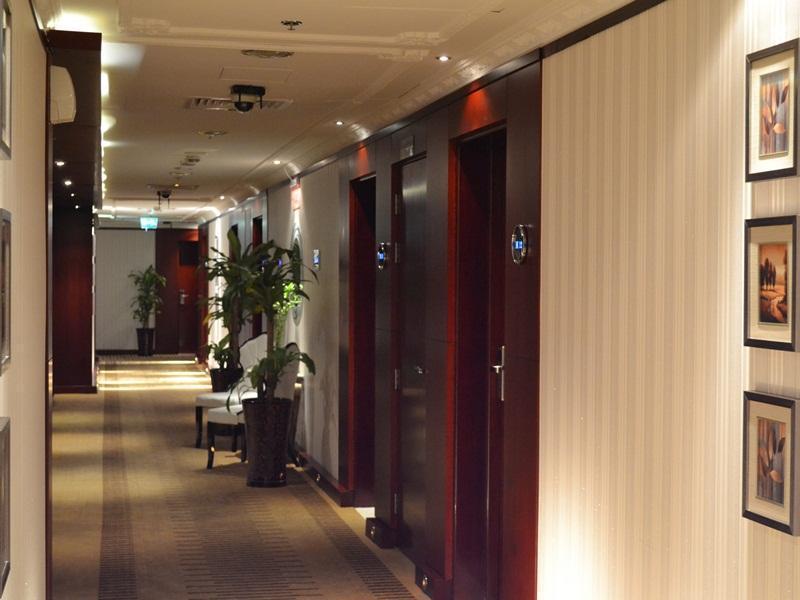 Palette Phoenix Hotel Dubai Exterior photo